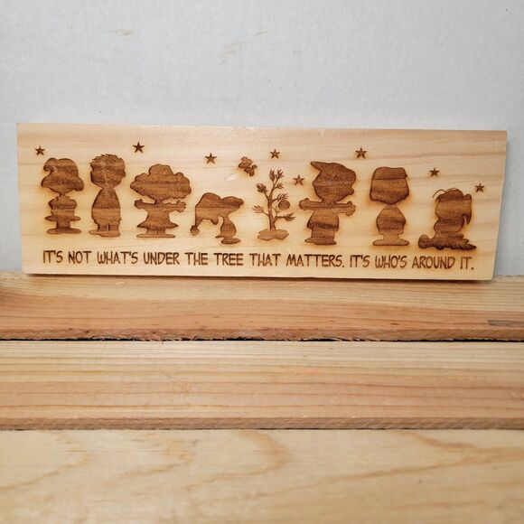 Peanuts Christmas Wooden Laser Etched Plaque 3.5" X 11" - Picture 1 of 3